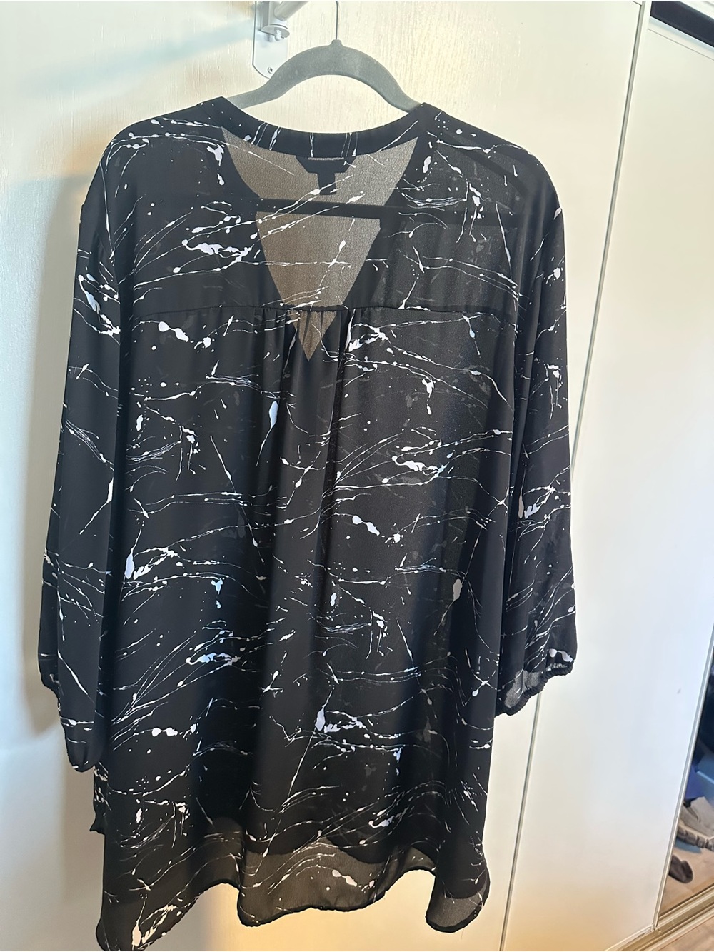 Boutique Black Sheer Marble-Print Blouse Size 3X